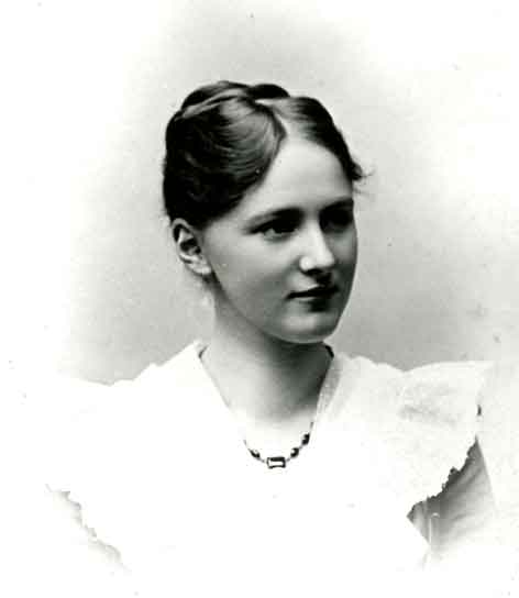 Ida Barfoed, ca. 1902.
